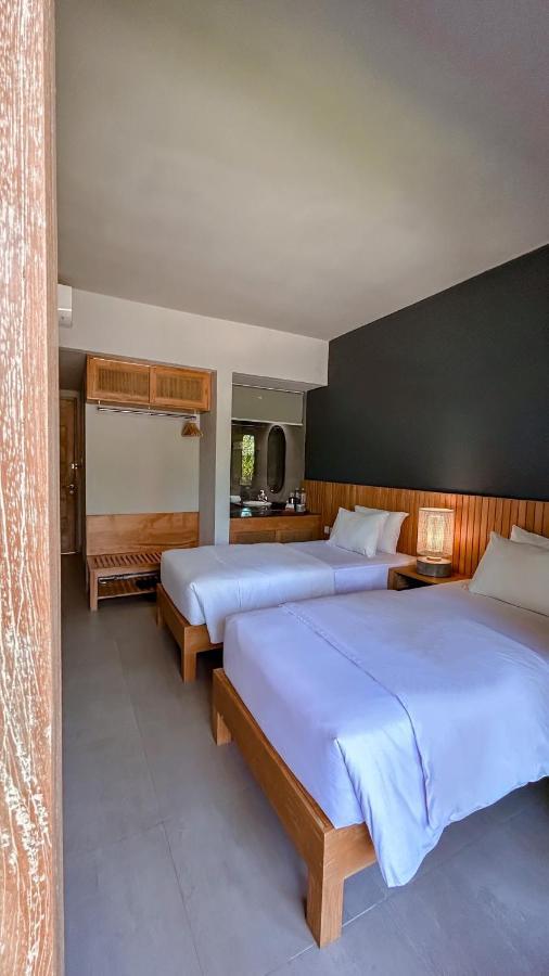 Umadewi Surf & Retreat Ξενοδοχείο Pulukan Εξωτερικό φωτογραφία