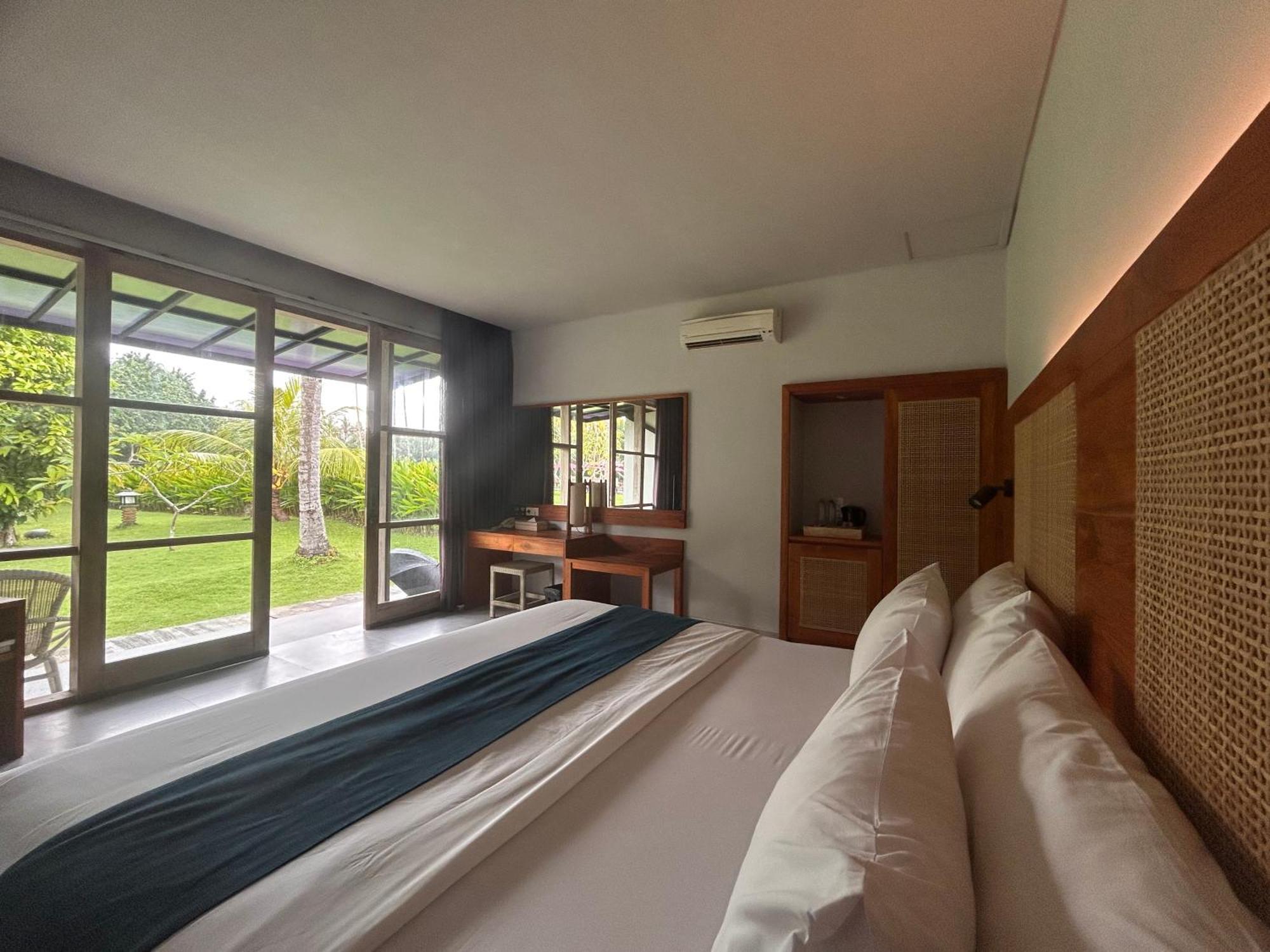 Umadewi Surf & Retreat Ξενοδοχείο Pulukan Εξωτερικό φωτογραφία
